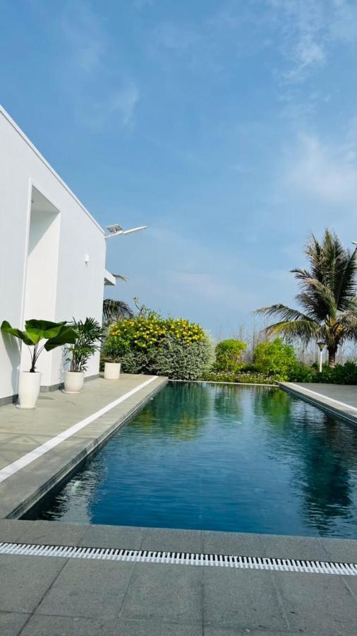 Villas At Oceanami Resort Long Hai Buitenkant foto