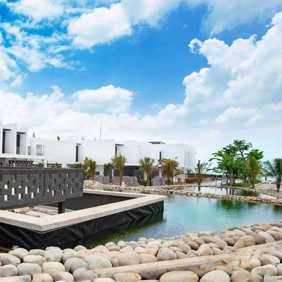 Villas At Oceanami Resort Long Hai Buitenkant foto